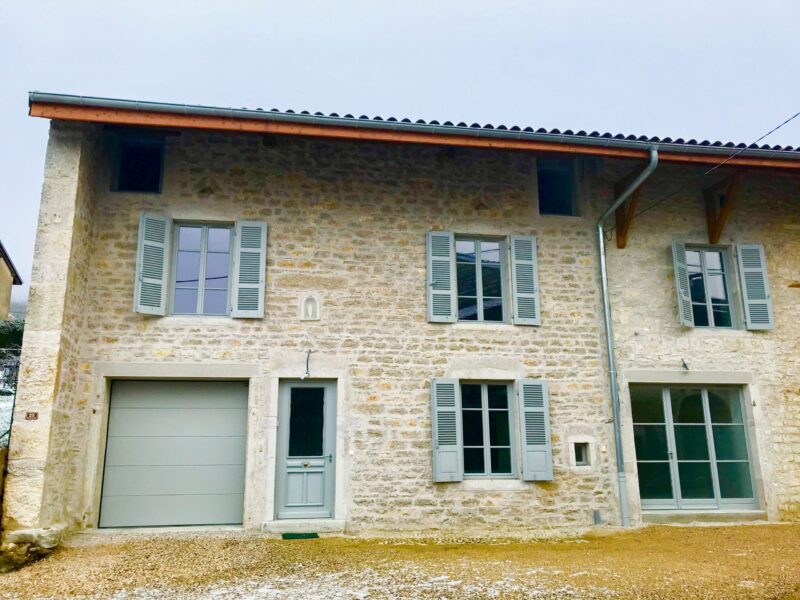 facade maison r&eacute;nov&eacute;e